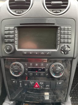 Prodám Mercedes Ml420 W164 V8 z roku 2007,pěkný stav, - 15