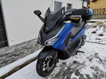 Honda Forza 125 Smart Box-modrá - 15