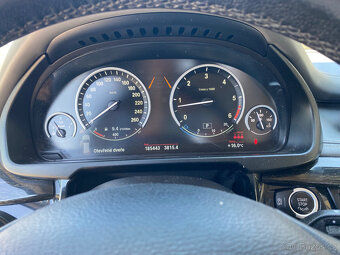 BMW X5 4.0d, 4x4 2016, 185t.km, motor pouhých 112t. - 15