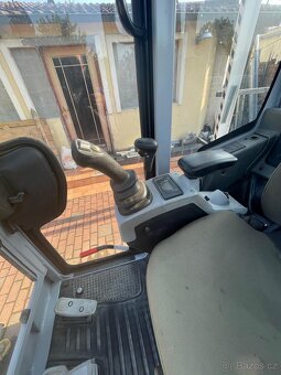 Prodáme zánovní Minibagr pásový Wacker Neuson ET18 - 15