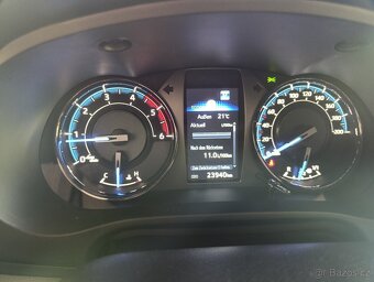 Prodám Toyota Hilux 2,8 Invincible - 15