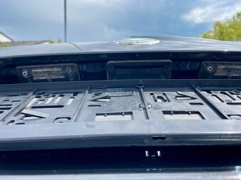 Škoda Octavia RS,TURBO 2.0FSI-147kw,r.v2007,pěkný stav. - 15