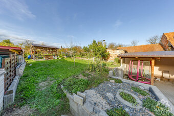 Prodej mezonetového bytu 4+1 se zahradou, 100 m², Popovice - 15