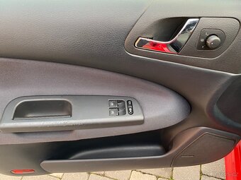 Škoda Octavia Tour 1.9 TDI 74kW RS paket r.v.2010 - 15