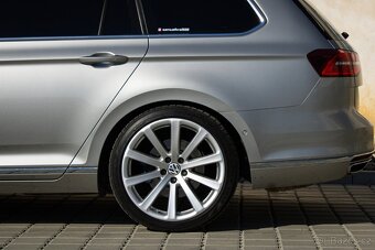 Volkswagen Passat Variant 2.0 BiTDI BMT Highline 4MOTION - 15