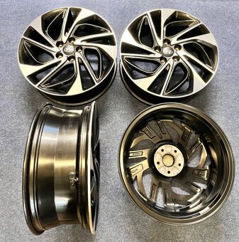 5x114,3 R19 Originál Hyundai Tucson - TOP TOP STAV - 15