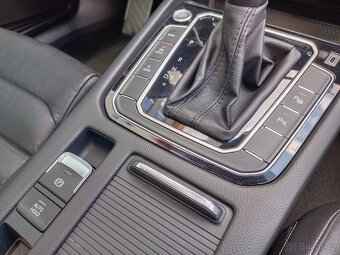 VW Passat B8 GTE Variant 1.4eTSI 160kW DSG R-Line Webasto - 15