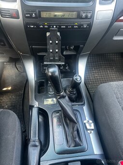 Toyota Land Cruiser Executive,4.0 V6 benz,automat,4x4,2005 - 15