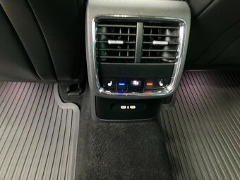 Škoda Octavia IV 2.0TDI STYLE /TAŽNÉ,KŮŽE,MODEL 2024,100TKM/ - 15