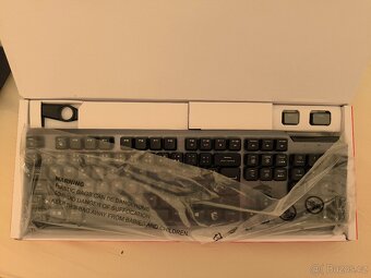 DUAL SETUP MSI GS66 Stealth, Apple Mac Pro Xeon + klávesnice - 15