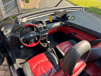 Peugeot 206 1.6 Benzín cabrio – černý, kůže, STK 2027 - 15