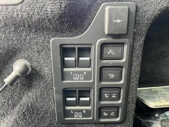 Land Rover Discovery D300DynamicAWD128tkm,cena s DPH - 15
