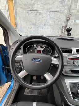 Ford Kuga 2,0 CDTI 4x4 Titanium REZERVACE - 15