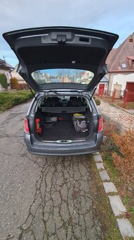 Prodám OPEL ASTRA H kombi - 15