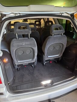 Ford Galaxy, 1.9 TDI, 96kW, GHIA, Top stav - 15