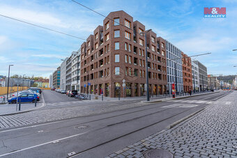 Pronájem bytu 3+kk, 101 m², Praha, ul. Nádražní - 15