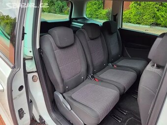 Alhambra 2.0TDI/110kW DSG,Style,2019,DPH,kam,navi - 15