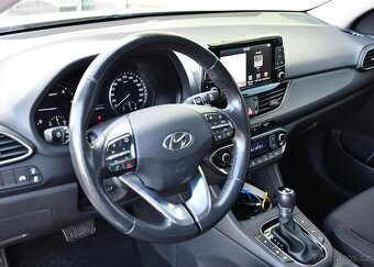 Hyundai i30 1.6CRDi 85kW STYLE ČR - 15