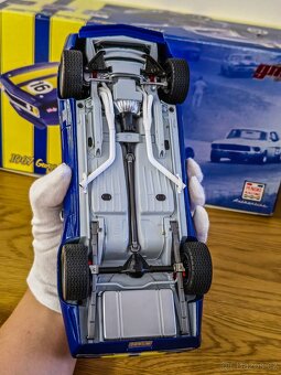 Chevrolet Camaro Z28 1967 1:18 GMP - 15