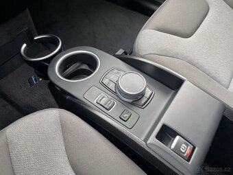BMW I3 i3S, 120 Ah, Kamera, Panorama, Tepelné čerpadlo - 15