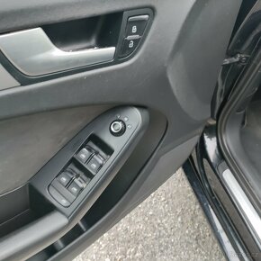Audi A4, TDI 125KW,S-LINE,KRÁSNÁ,VÝBAVA - 15