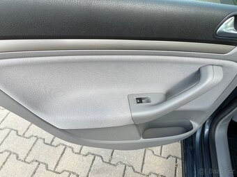 Volkswagen Golf 5 1,9 tdi 4 motion - 15