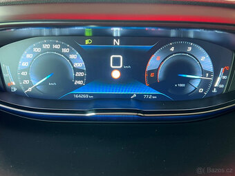 Peugeot 5008 1.5HDi Business automat,7 místný - 15