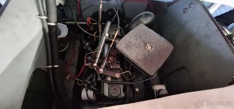 Bayliner 1851SS Capri rychlý motorový člun - 15