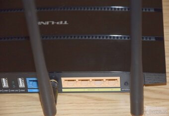 Stabilní dvoupásmový router TP LINK N750 - WDR4300, 2x USB - 15