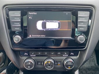 Škoda Octavia, 2.0 TSI 162kW -RS-XEN-PANORAMA - 15