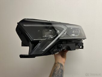 Octavia 4 lift světlo - 15