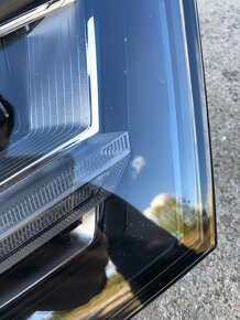 xenon audi q7 15- 4m levy pravy svetlo matrix svetlo - 15