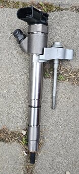 Díly z motoru DPY 210kw - 15