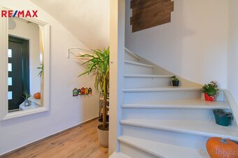 Prodej rodinného domu 5+1 s výhledem – Vaňov, Ústí nad Labem - 15