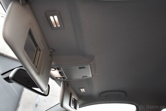 BMW e91 320d 120 kW 6st, DKLIMA, VÝHŘEV, TEMPOMAT, ALU17 - 15