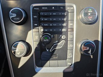 VOLVO XC60 2011 3.0 T6 224kW AWD 4x4 R-DESIGN,PANORAMA,NAVI - 15