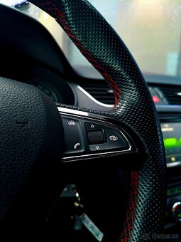 Škoda Octavia 3 RS Challenge 2.0Tdi 135kw manuál - 15