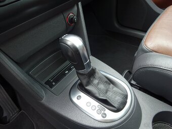 Volkswagen Touran 1,4 TSI,AUTOMAT, 7 MÍST - 15
