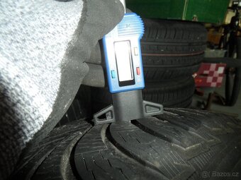 Prodám  AL.disky s letními pneu Pirelli 195/55 R20 na Renau - 15