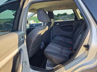 Ford Focus MK2 facelift kombi X-ROAD,1.8 92KW FLEXIFUEL - 15