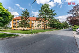 Prodej bytu 2+1, 51 m², Stochov, ul. S. K. Neumanna - 15