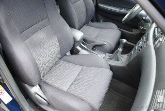TOYOTA Corolla 2.0D-4D 66kW - klimatizace - 15