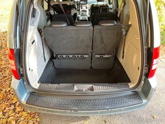 Chrysler Grand Voyager, 2.8 CRD Limited, 120kW, 7 míst - 15