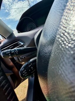 Peugeot 308 SW 2.0Hdi 110 kW - 15
