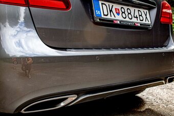 Mercedes-Benz B trieda 220 4matic A/T - 15