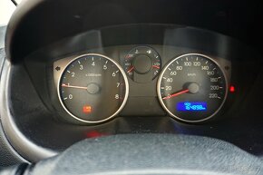 HYUNDAI i20 2011 1,2 57kw AC - 15