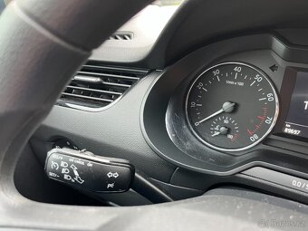 Škoda Octavia 3 Kombi - AMBIENTE - 15