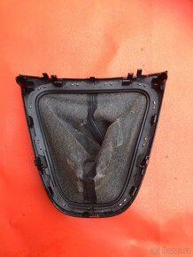 Toyota Auris kapota, výztuha, panty - 15