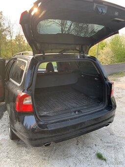 Volvo V70 D5 awd 151kw Momentum – GO motor, 4x4, top výbava - 15