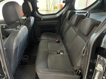 Dacia Dokker 1.6i 75KW 1.MAJITEL SERVISKA TEMPOMAT TAŽNÉ ZAŘ - 15